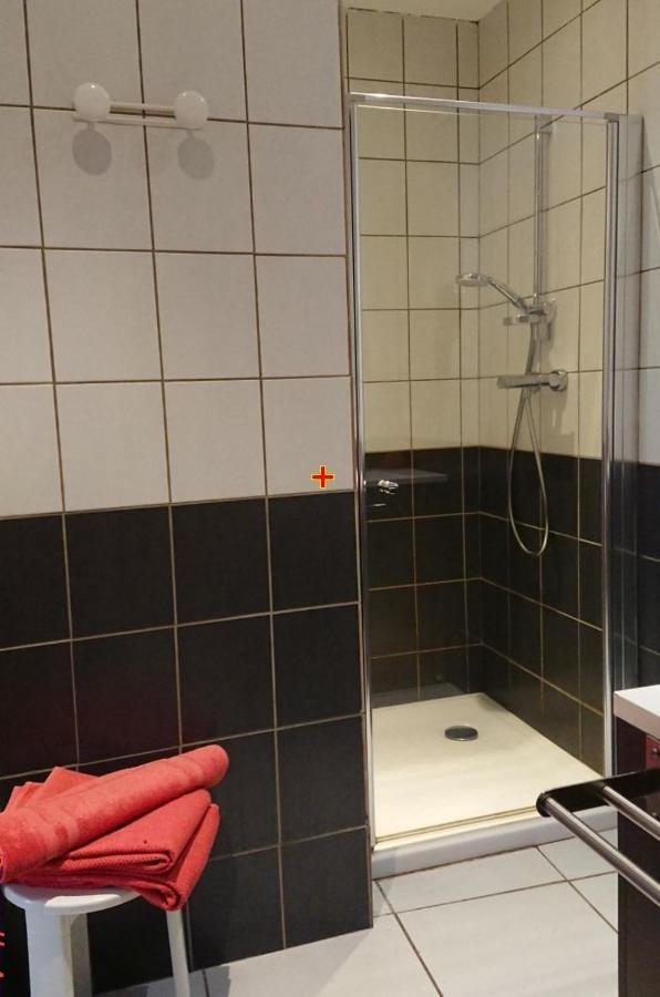 Chambres D'Hotes- Le Pre Aux Anes Albon Exterior photo